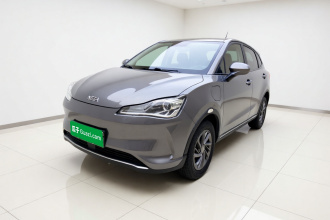 哪吒汽车 哪吒V 2022款 潮 300 Lite 三元锂