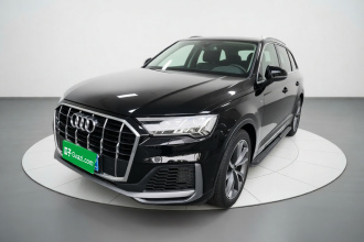 奥迪Q7 2023款 55 TFSI quattro S line运动型