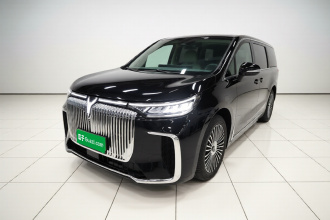 岚图汽车 岚图梦想家 2025款 PHEV 四驱尊贵鲲鹏版
