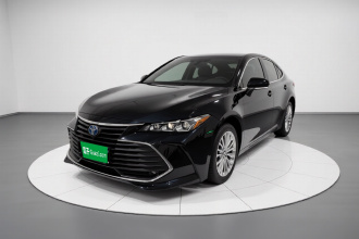 丰田 亚洲龙 2019款 双擎 2.5L XLE尊贵版 国VI