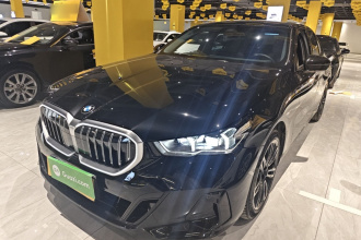 宝马5系(进口) 2024款 525i M运动套装