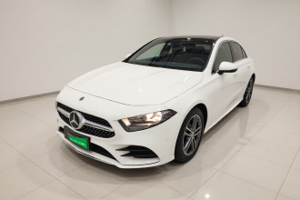 奔驰A级 2022款 A 180 L 运动轿车