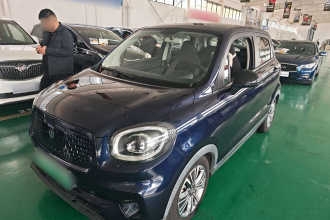 零跑汽车 零跑T03 2020款 400轻享版