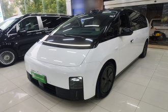 理想汽车 理想MEGA 2024款 Ultra