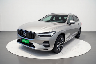 沃尔沃XC60 2025款 B5 四驱智远豪华版