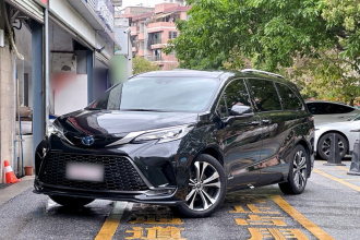 丰田 格瑞维亚 2022款 2.5L混动 旗舰版