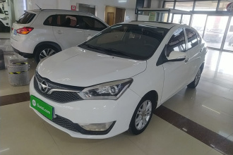 海马M3 2016款 1.5L 手动舒适型天窗版
