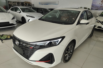 长安 逸动 2025款 PLUS 1.4T 双离合高能版