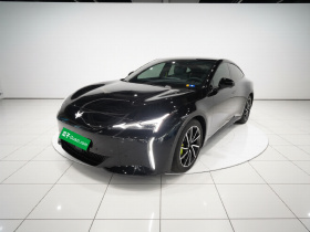 ARCFOX极狐 极狐 阿尔法S5 2024款 560MAX 185kW