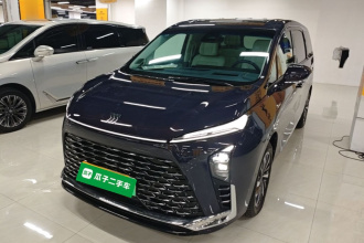 别克GL8新能源 2026款 陆尊 奢享版