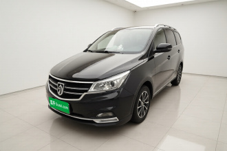宝骏730 2019款 1.5L 手动时尚型 7座 国V