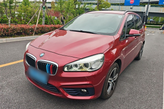 宝马2系多功能旅行车 2015款 218i 运动设计套装