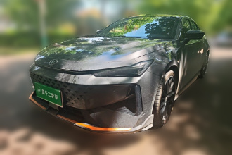 长安UNI-V 2024款 1.5T 尊贵运动型