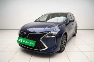 东风风行 风行游艇 2022款 1.5T DCT追风版