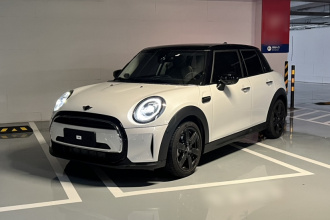 MINI 2023款 改款 1.5T COOPER 艺术家 五门版