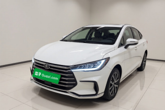 比亚迪 宋MAX新能源 2022款 DM-i 105KM 尊荣型