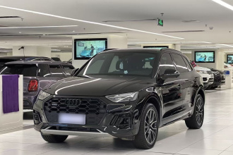 奥迪Q5L 2024款 40 TFSI 时尚动感型