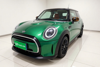 MINI 2022款 1.5T COOPER 艺术家