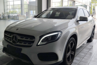 奔驰GLA 2019款 GLA 200 时尚型