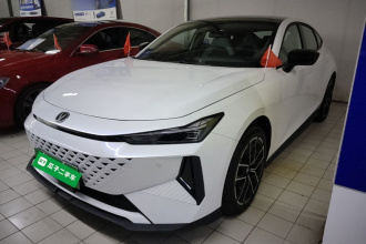 长安UNI-V 智电iDD 2024款 蓝鲸智电iDD 136km 智尊型