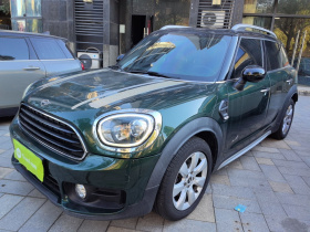 MINI Countryman 2018款 1.5T COOPER ALL4 经典派