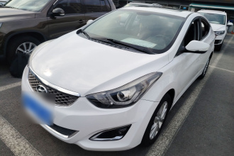 现代 朗动 2016款 1.6L 自动尊贵型