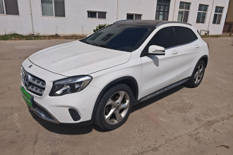 奔驰GLA 2018款 GLA 200 动感型