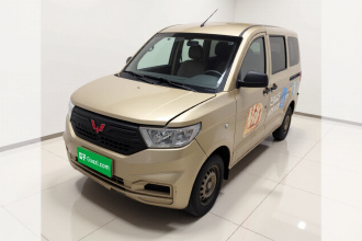 五菱汽车 五菱宏光V 2019款 1.5L劲取版国VI LAR