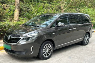 别克GL8 2021款 陆上公务舱 652T 豪华型