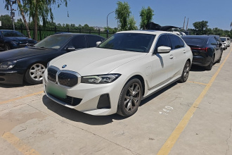 宝马i3 2022款 eDrive 35 L