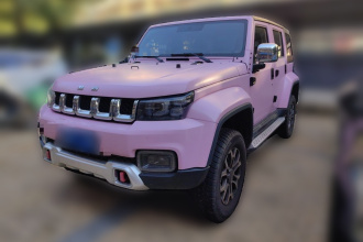 北京越野BJ40 2024款 2.0T 城市猎人荣耀版
