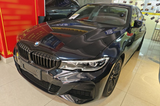 宝马3系 2021款 改款 330i M运动曜夜套装