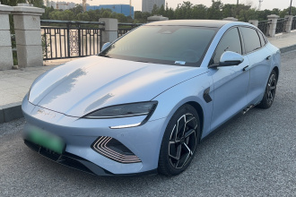 比亚迪 海豹 2022款 700km 长续航后驱版