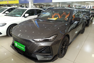 长安UNI-V 2023款 1.5T 运动版