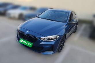 宝马1系 2021款 改款 125i M运动曜夜版