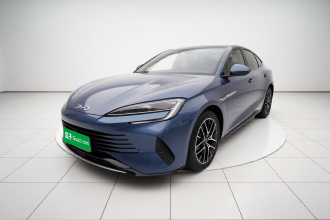 比亚迪 海豹 2023款 DM-i 1.5L 121km 尊贵型