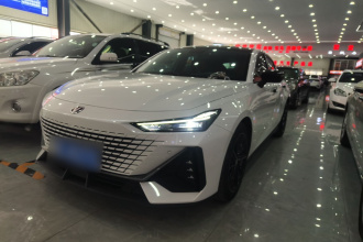 长安UNI-V 2022款 1.5T 尊贵型