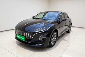红旗E-QM5 2022款 431km 充电乐享版