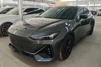 长安UNI-V 2022款 1.5T 尊贵型