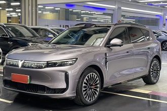 岚图汽车 岚图FREE 2025款 FREE+ 四驱乾崑版