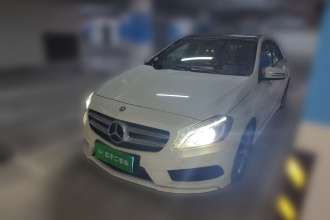 奔驰A级(进口) 2015款 A 200 运动型