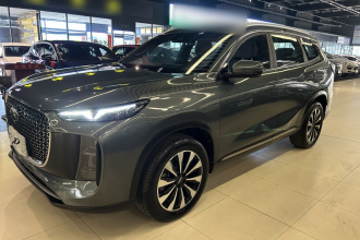 奇瑞 瑞虎8 PLUS 2025款 290TGDI DCT尊贵版