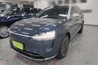 鸿蒙智行 问界M9 2025款 增程 Ultra版 52kWh 6座版 (192线激光雷达）