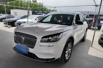 林肯 冒险家 2021款 2.0T 两驱尊享版