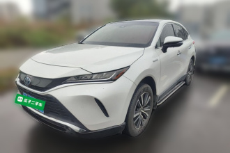 丰田 凌放HARRIER 2023款 双擎 2.5L CVT四驱豪华版