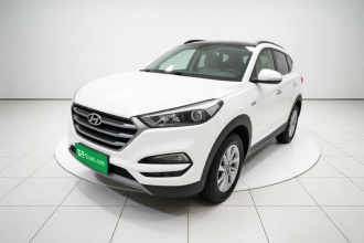 现代 途胜 2018款 1.6T 双离合两驱15周年特别版