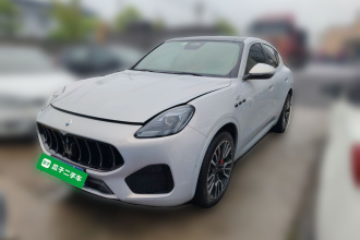 玛莎拉蒂 Grecale格雷嘉 2023款 2.0T GT PrimaSerie 首发限量版