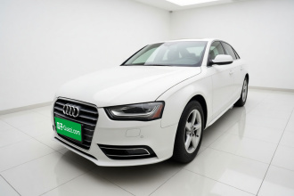 奥迪A4L 2013款 35 TFSI 自动标准型