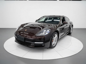 保时捷 2017款 Panamera 行政加长版 3.0T