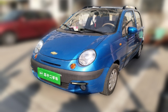 宝骏 乐驰 2012款 改款 1.0L 手动P-TEC标准型